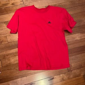 Men’s Adidas t-shirt size large